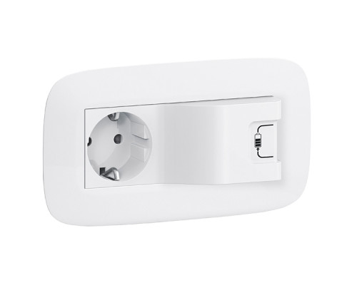 Valena In'Matic - Розетка комбинированная 2Р+Е/USB 1000мА, с лицевой панелью LIFE/ALLURE, белая