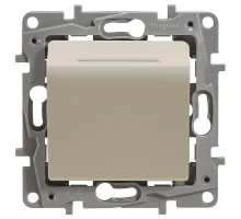 Etika - Выключатель с ключом-карточкой с выдержкой времени до 30 сек.(сл.кость)