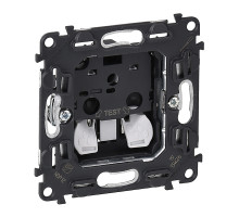 Valena In'Matic - Розетка 2P с защитными шторками, безвинтовые зажимы