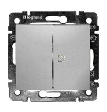 Valena - Выключатель двухклавишный с одним индикатором, алюминий